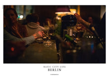 Charger l&#39;image dans la galerie, CITY LIFE - BERLIN
